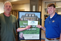 Stephen Key Presents Billy Groom with Gift Card from BankTennessee